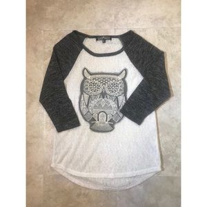 Almost Famous Owl Shirt Size S